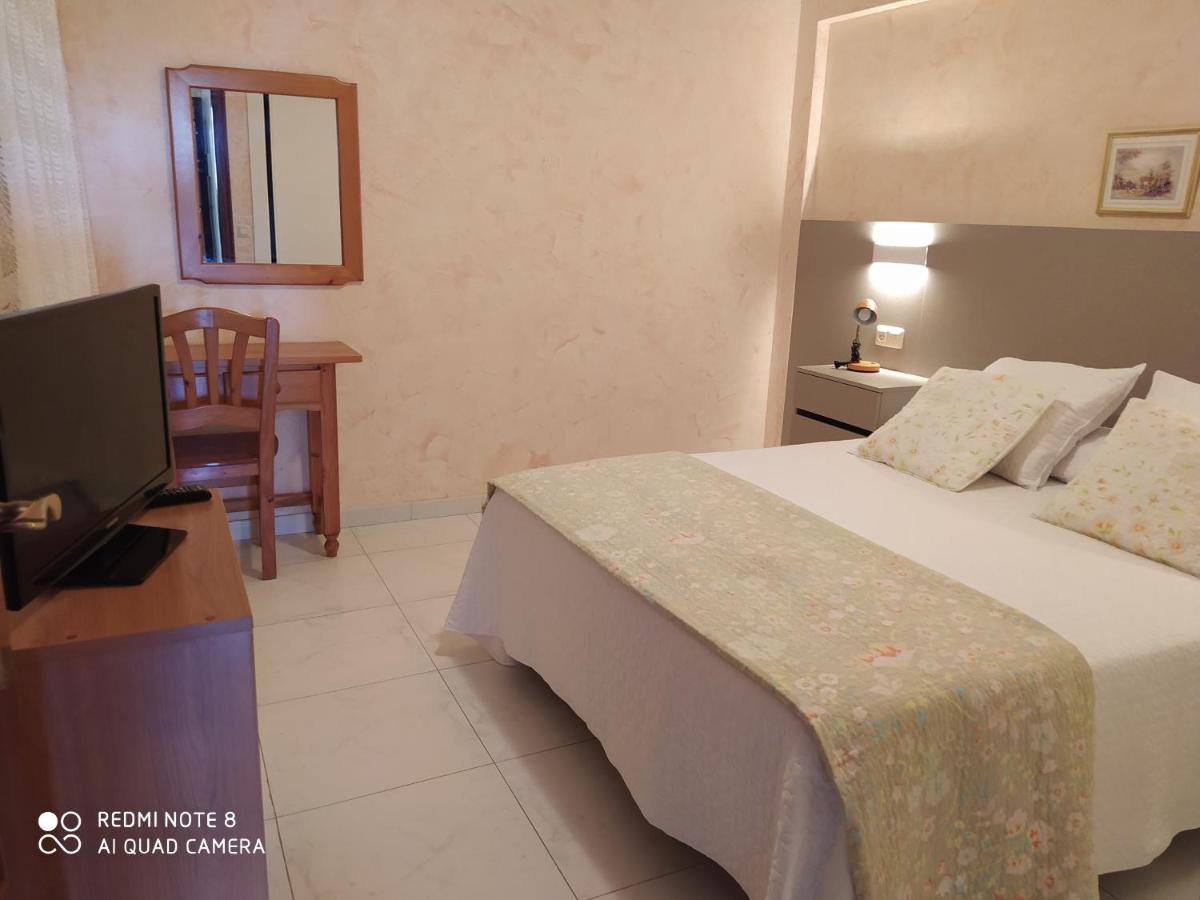 Apartamentos De Uso Turistico Fontina - Playa Montalvo - Sanxenx0 -Pontevedra Санксенсо Екстериор снимка