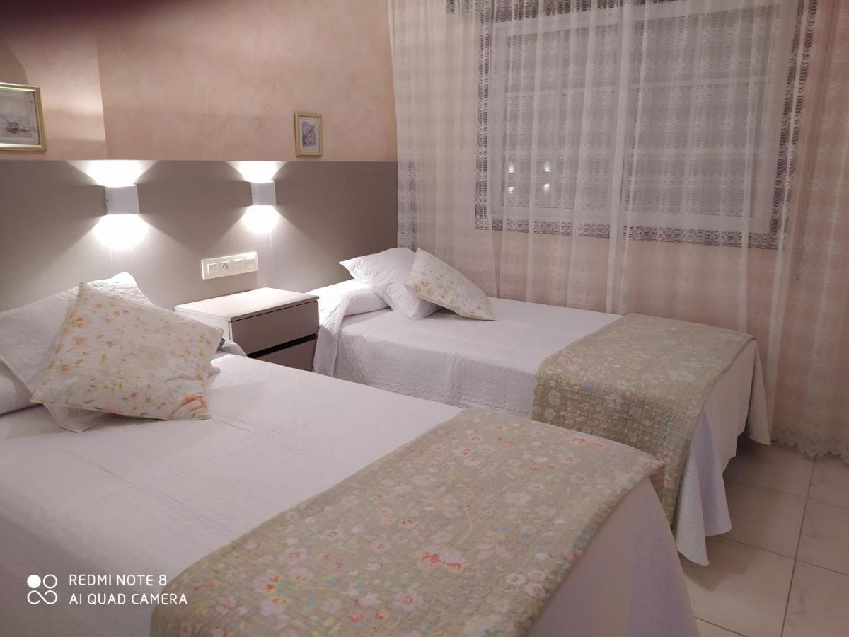 Apartamentos De Uso Turistico Fontina - Playa Montalvo - Sanxenx0 -Pontevedra Санксенсо Екстериор снимка