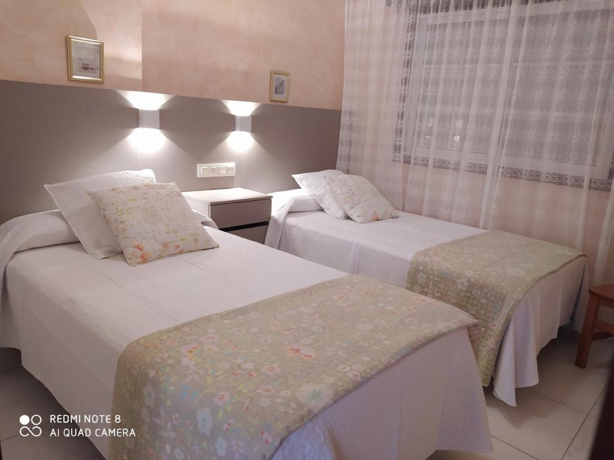 Apartamentos De Uso Turistico Fontina - Playa Montalvo - Sanxenx0 -Pontevedra Санксенсо Екстериор снимка